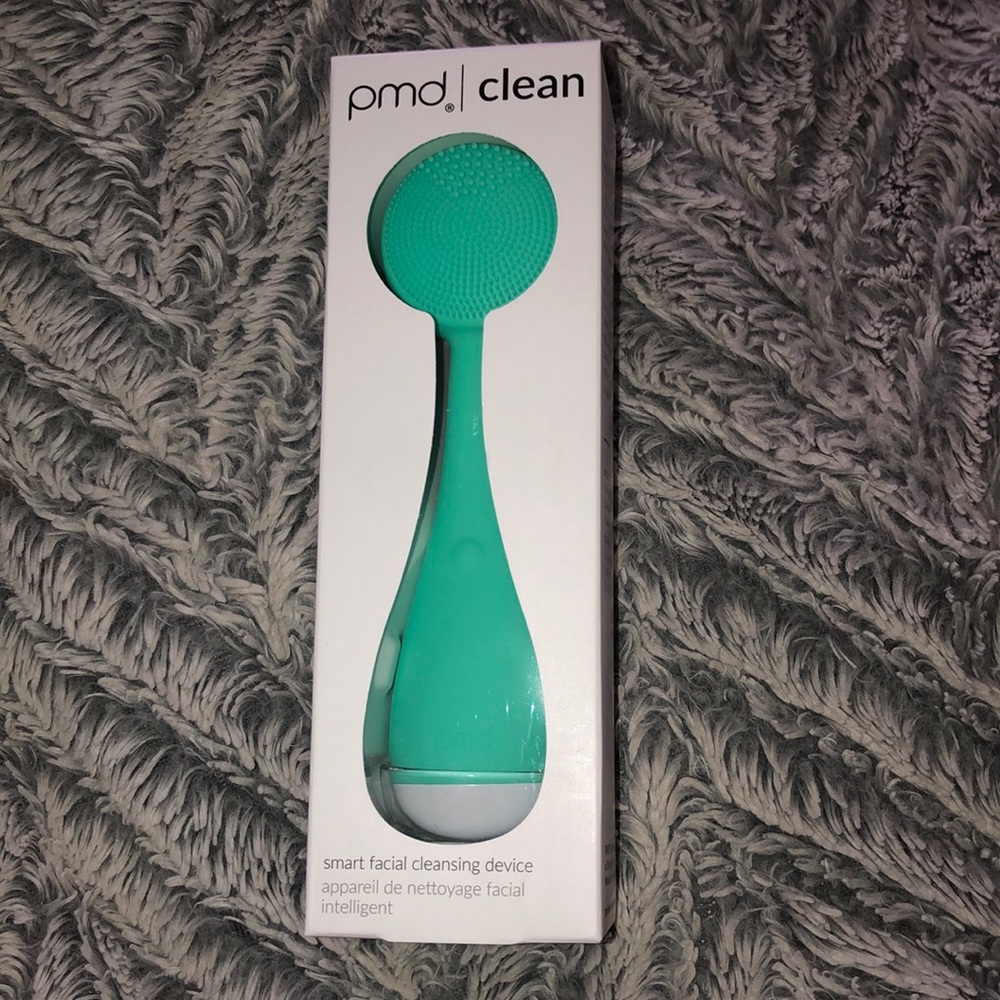 PMD facial cleanser brush